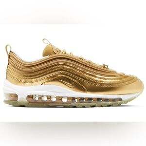 Woman’s air Max Sz 7 gold
